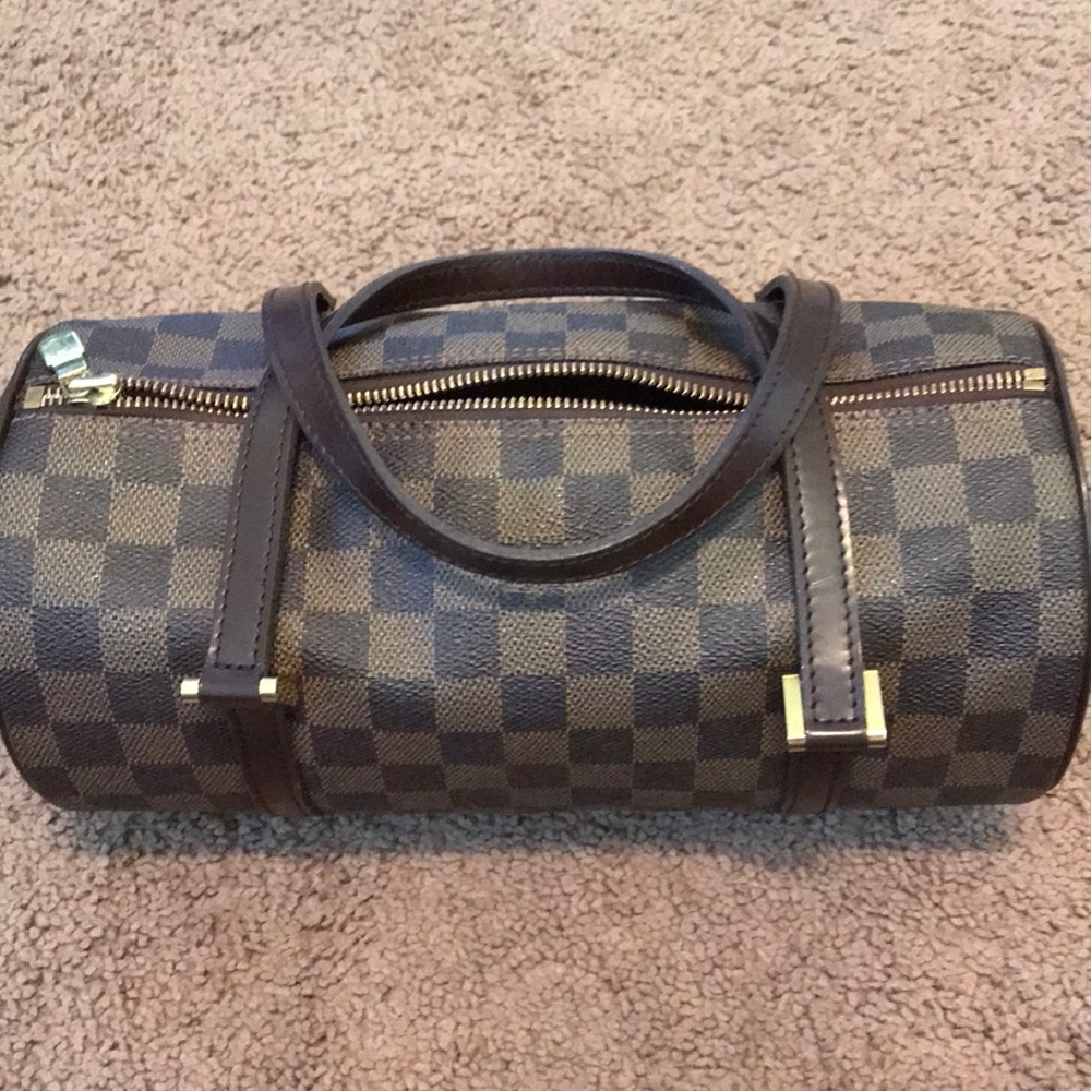 💯authentic Louis Vuitton